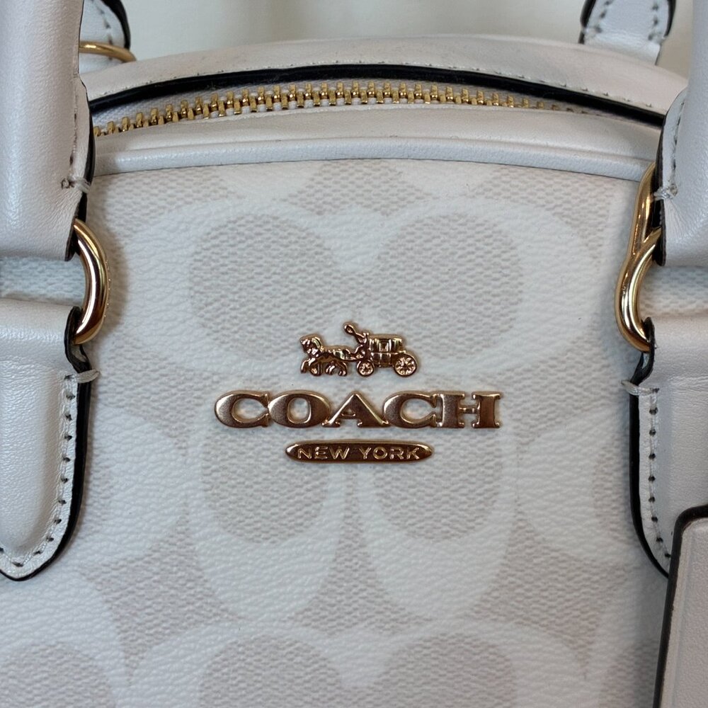 NWOT Coach Sydney Satchel In Signature Canvas CA591 - Picture 8 of 15